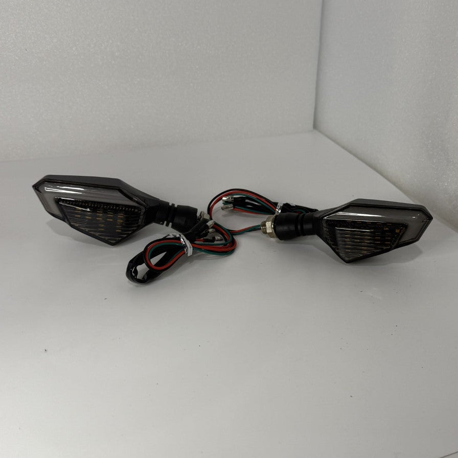Emmo 3-Wire Turn Signal Set