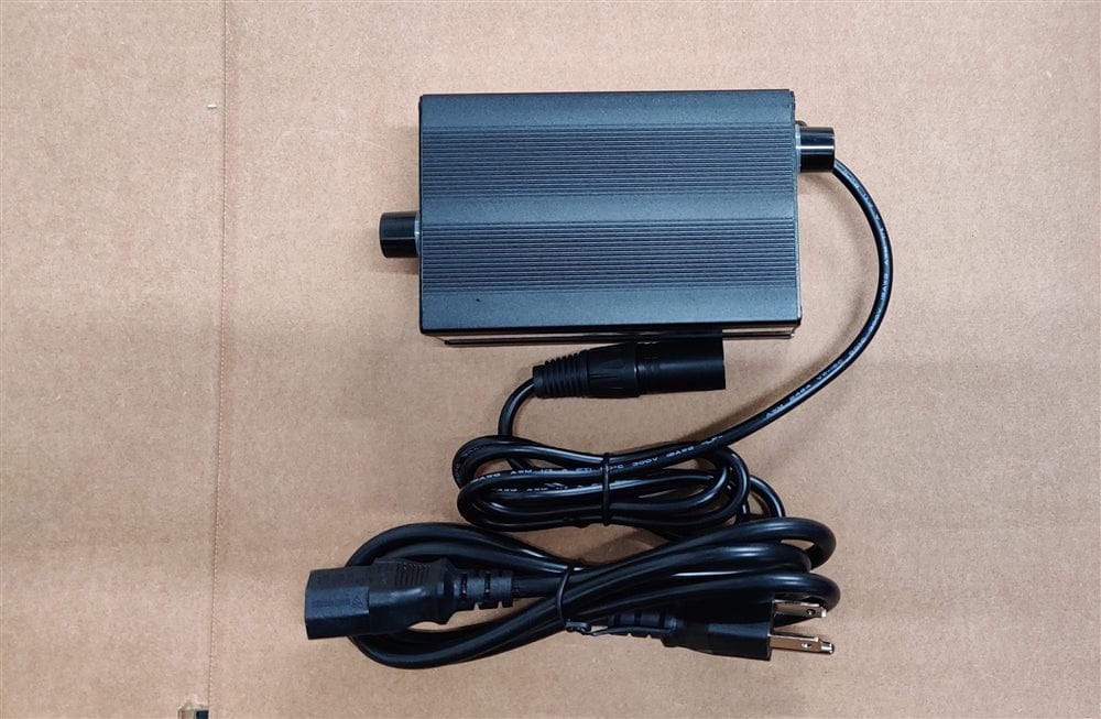 Daymak Battery & Motor Charger 24V-5.0Ah LAB - 3 prong XLR Plug (Black Plug)