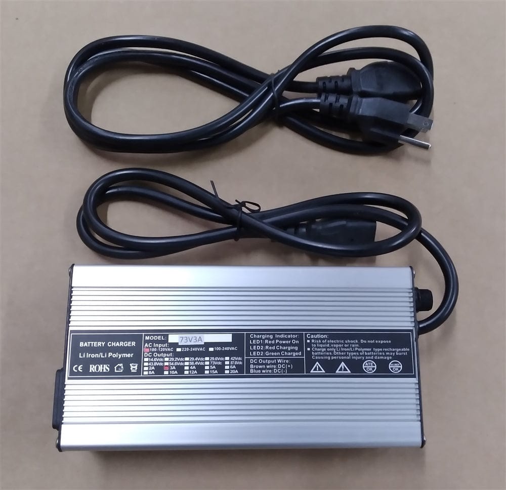 Daymak Battery & Motor Charger 60V-3.0Ah Lithium - PC plug