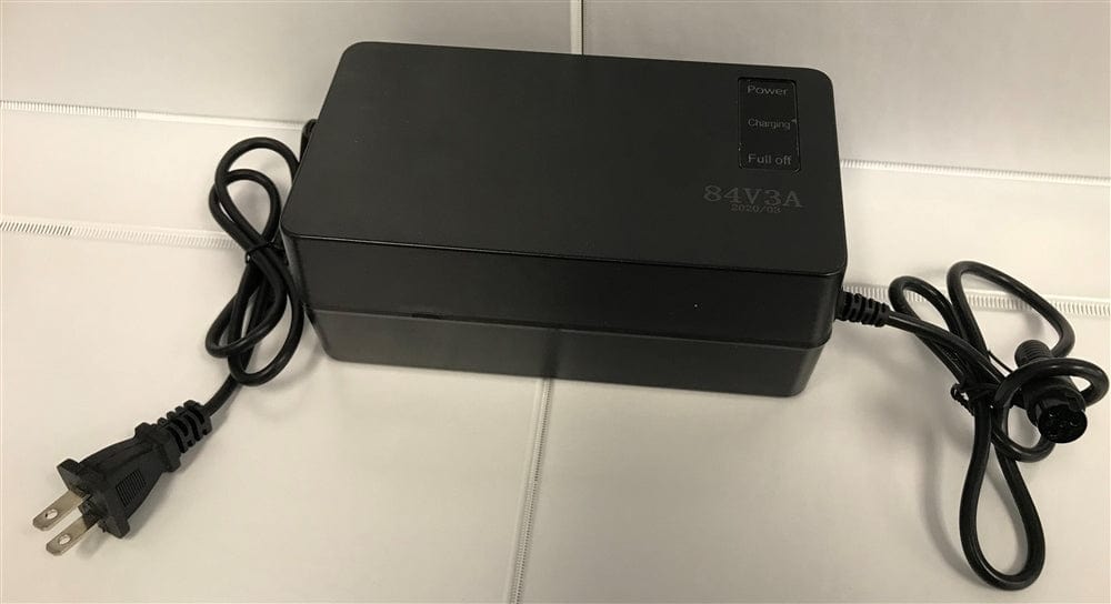 Daymak Battery & Motor Charger 84 V 3AH Lithium 3 Pin Cannon Plug