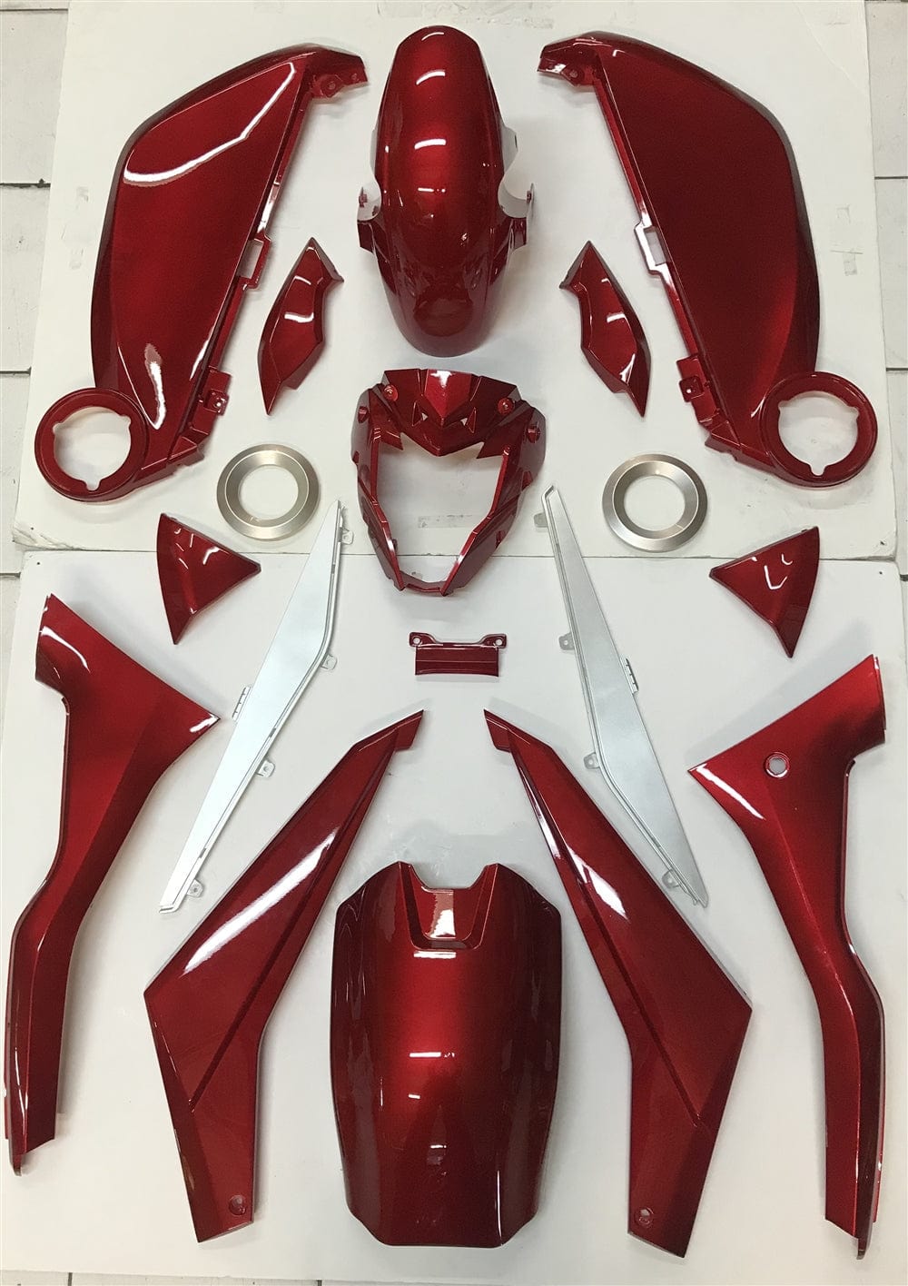 Daymak Exterior & Custom EM4 Complete Body Kit - Red