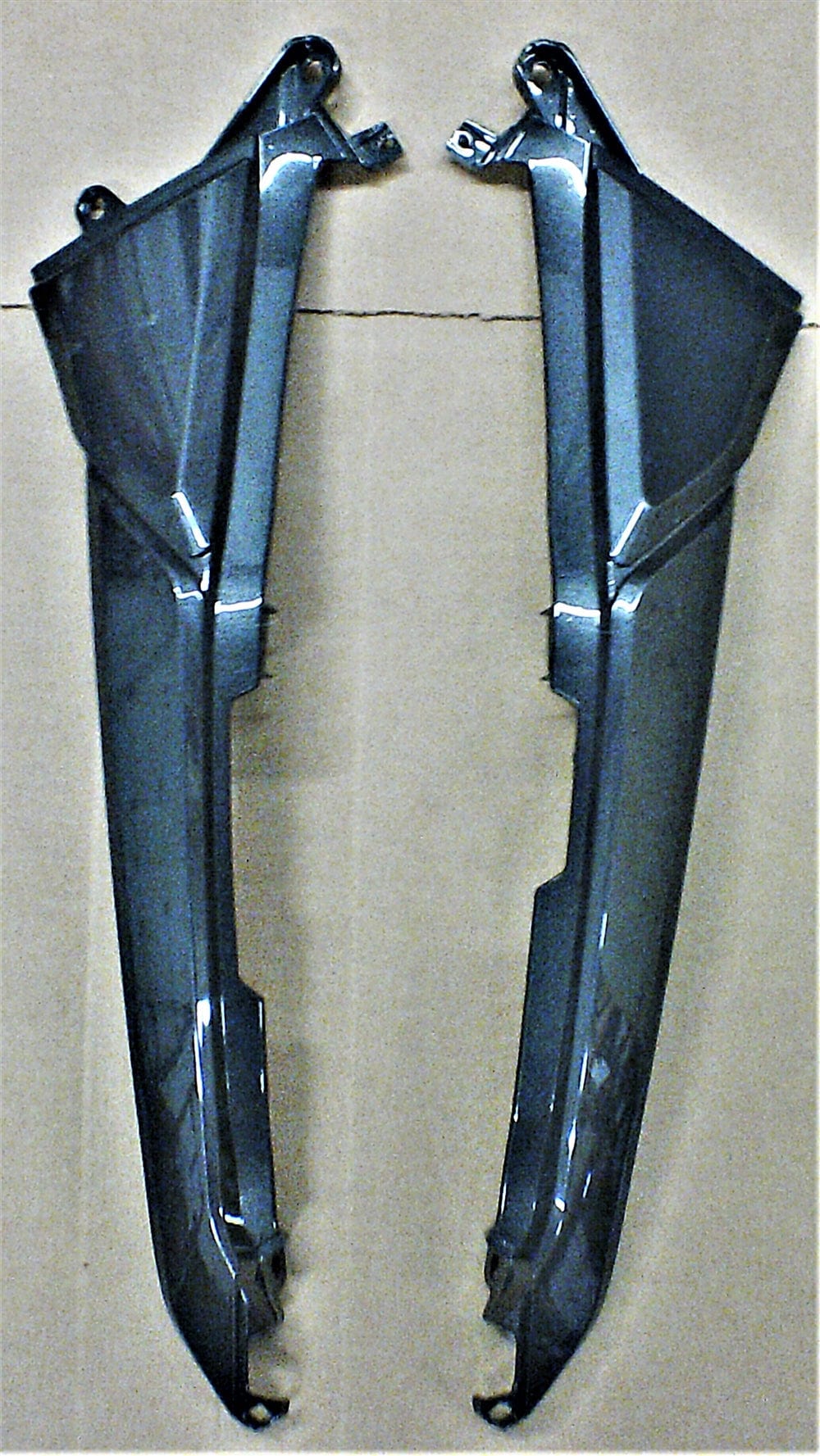 Daymak Fairings Fairing - under the seat set for EM1 (Gloss Charcoal)