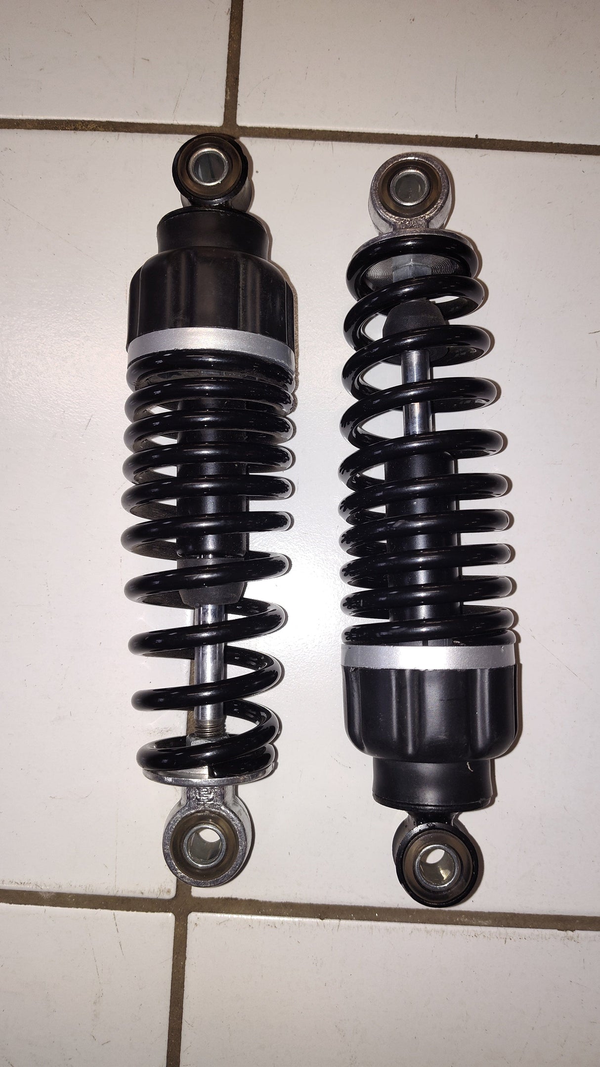 Daymak Mechanical Shock set (rear) for BoomerBeast 2.0