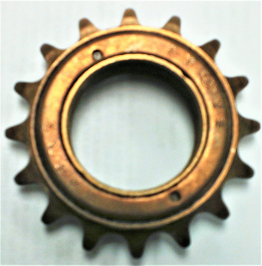 Daymak Sprockets Motor sprocket for Arrow (left side)