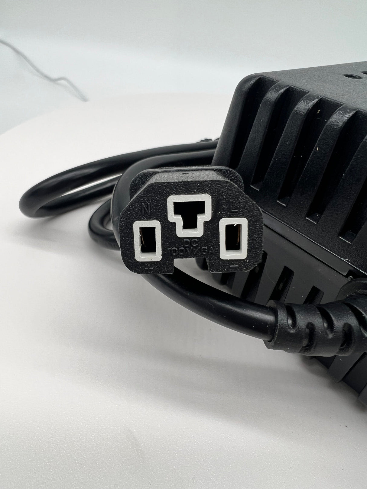 Emmo Parts 72v Lithium Charger - Plastic