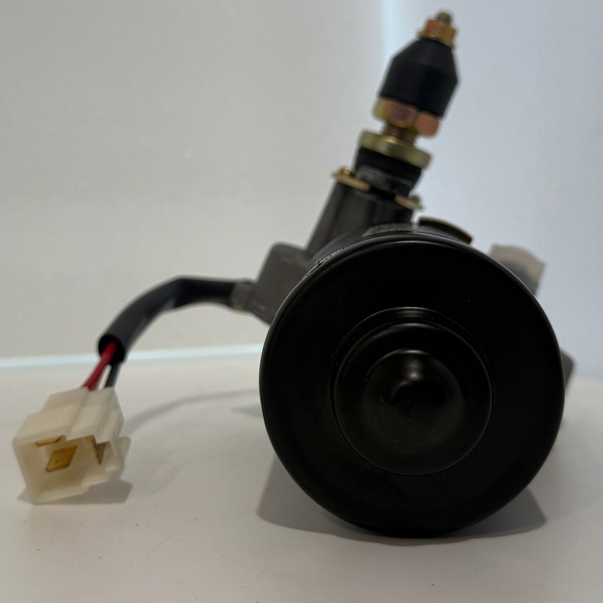 Eclipse Explorer Windshield Wiper Motor