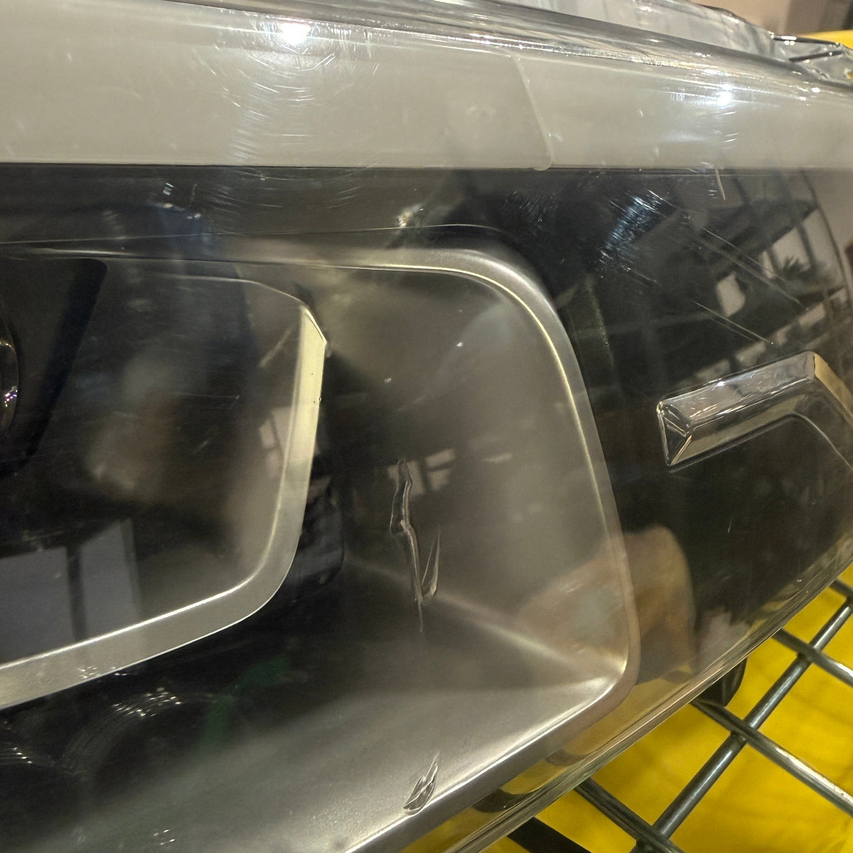 Eclipse Paradisio Headlight Assembly