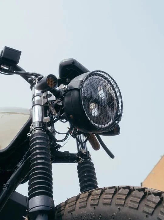 Beachman Exterior & Custom Meshed Bullet Signal Lights