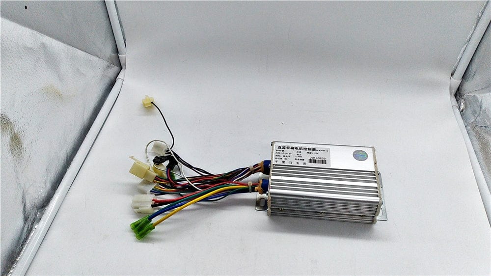 Daymak Battery & Motor Brushless Motor Controller 60v 25A for Monaco 2014