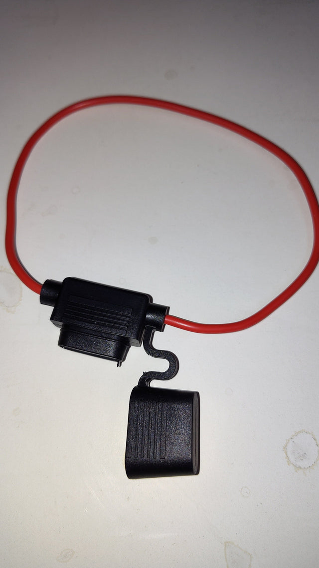 Daymak Fuses In-Line BLADE TYPE FUSE adaptor