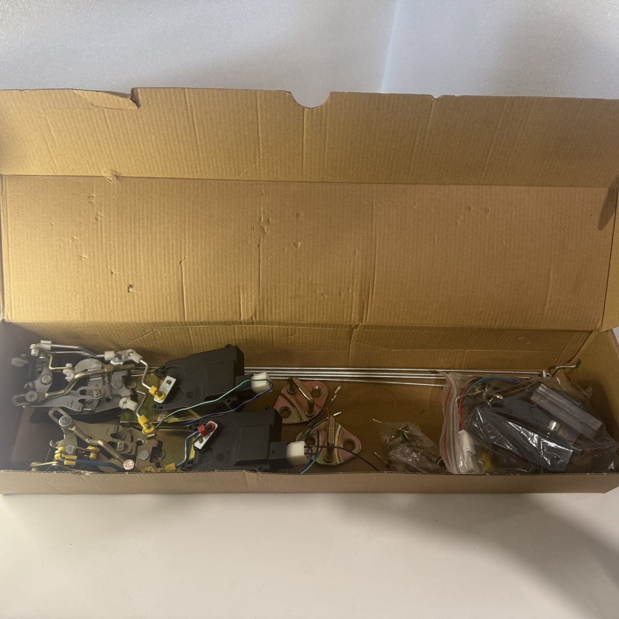 Eclipse EV Hardware Eclipse Explore Complete Lock & Key Set Eclipse Explore Complete Lock & Key Set