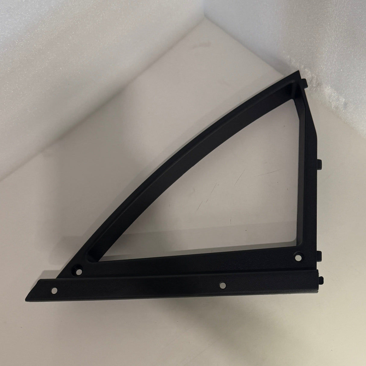 Eclipse EV Interior Eclipse Explorer Interior Window Panel (A-Pillar, Top Right) Eclipse Explorer Interior Window Panel (A-Pillar, Top Right)