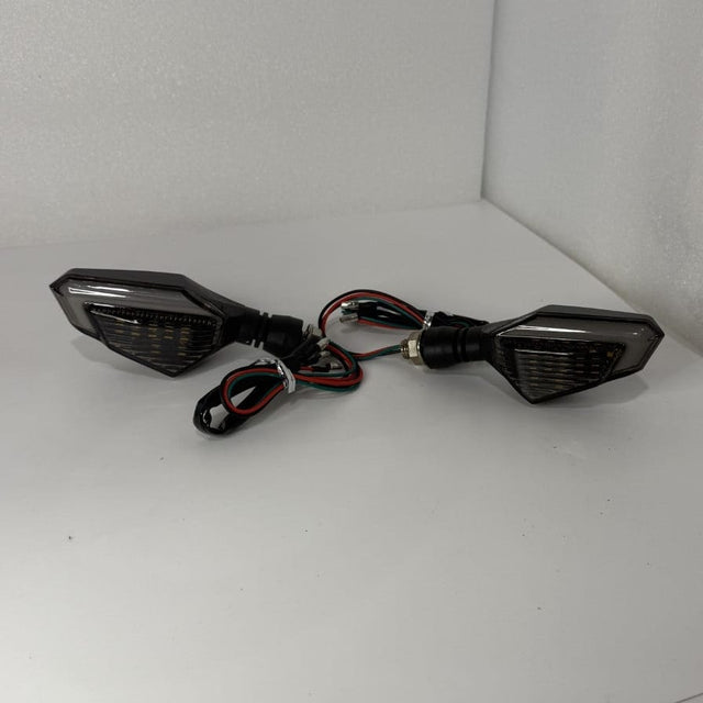 Emmo Electrical Emmo 3-Wire Turn Signal Set Emmo 3-Wire Turn Signal Set
